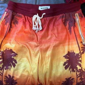 Men’s stylish gym shorts